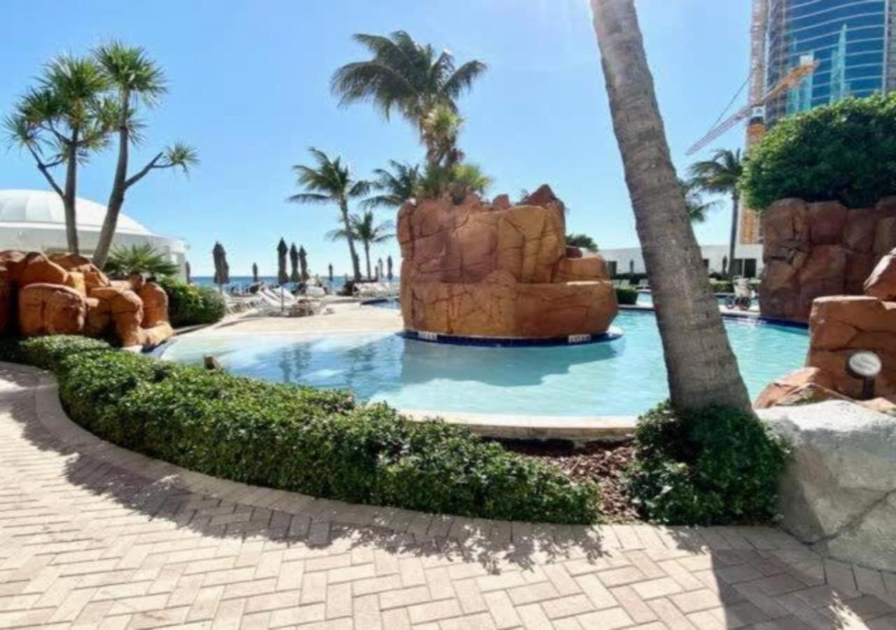 21St Floor Luxury Suite At Trump Int Resort Miami Beach Exterior photo